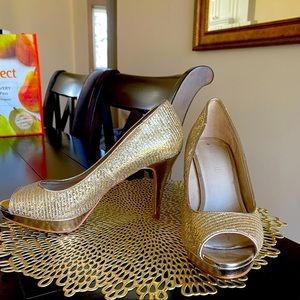ALDO GOLD HEEL